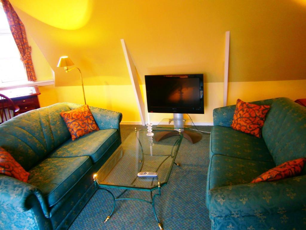 Amalie Bed And Breakfast & Apartments Odense Bilik gambar