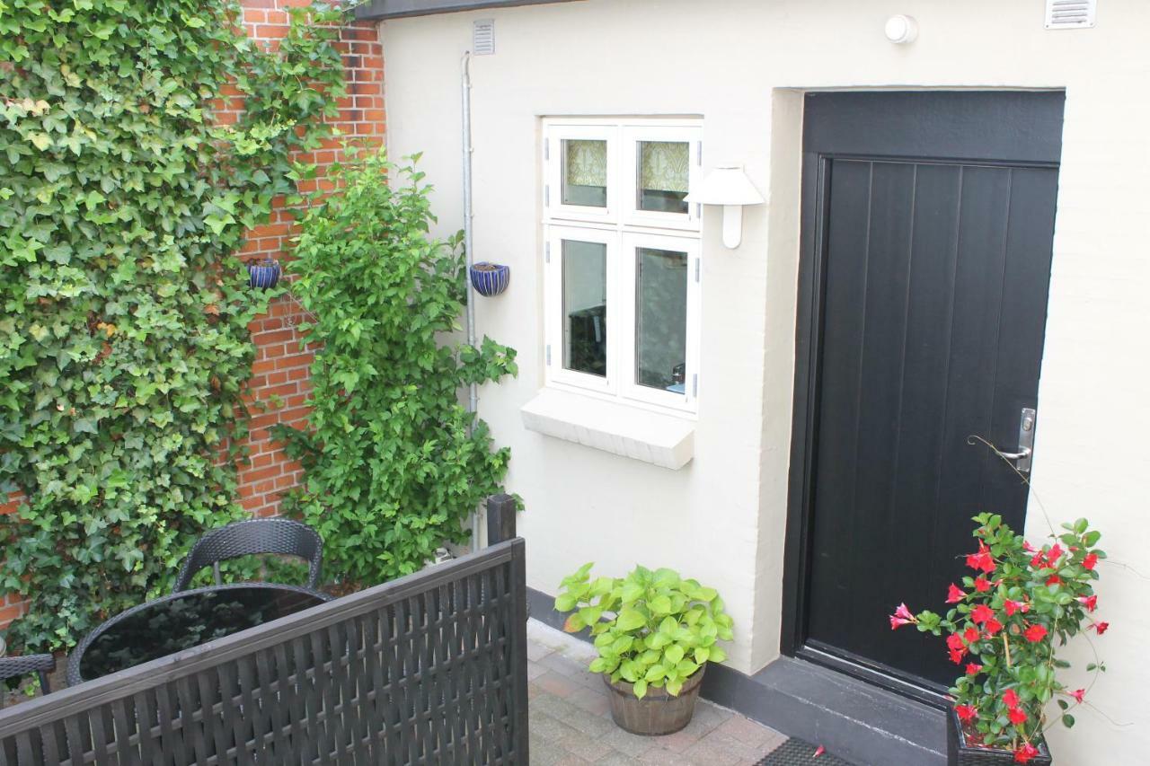 Amalie Bed And Breakfast & Apartments Odense Luaran gambar
